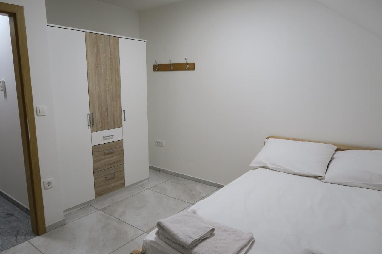 Rooms For Rent In Любляна Екстер'єр фото